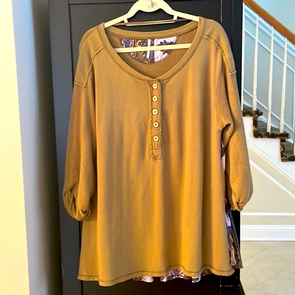Free People Green Mix Media Henley Tunic Top Size M
